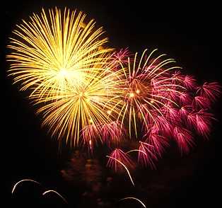 new_year_celebration_rocket_fireworks_display