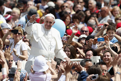 Pope Francis in crowd