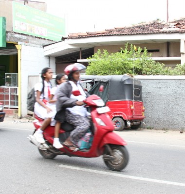no helmet8