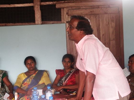 මීගමුවේ ඩෙංගු මඩින්න හිටපු නාගරික මන්ත්රිවරුත් වැඩට බසිති ! 5 sunil silva
