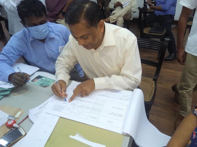 මිගමුවේ පුරප්පාඩු එජාප මන්ත්රිධුරය ප්රදීප් පීරිස්ටද ? 1 pradeep 2