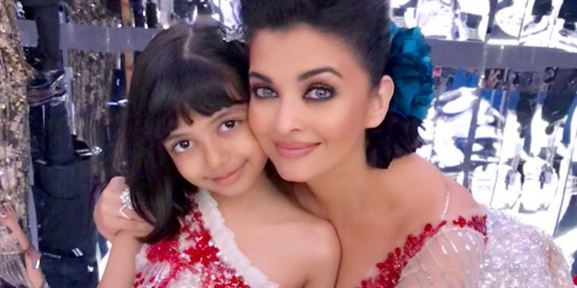 ඓශ්වර්යා රායි බච්චන් සහ දියණිය රෝහලෙන් පිටවේ. 3 Aishwarya-Rai-Bachchan-825x412