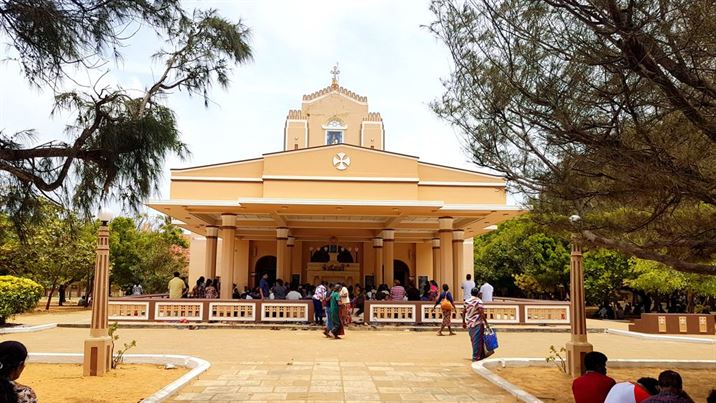 තලවිල මංගල්ය බැතිමතුන් සිමිත පිරිසකට පමණයි ? 3 Thalawila Church - Tripazing1537466707830-83380