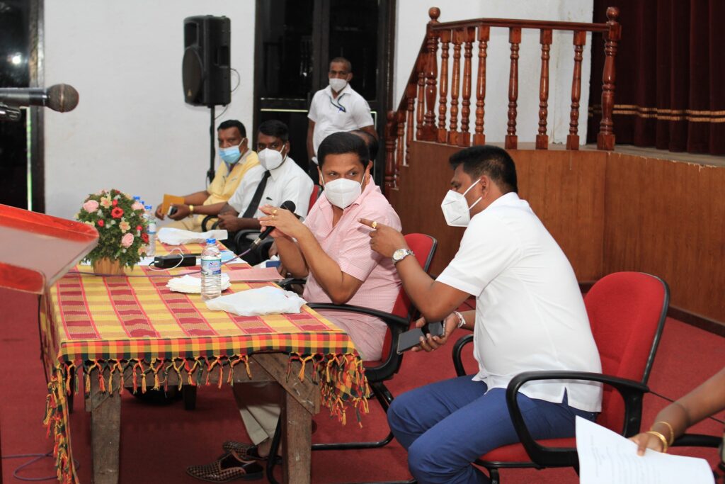 කොරෝනා මැද්දේ මීගමු ධිවරයෝ කබලෙන් ලිපට ! 3 177340106 2928802620777418 1463270987856969254 n