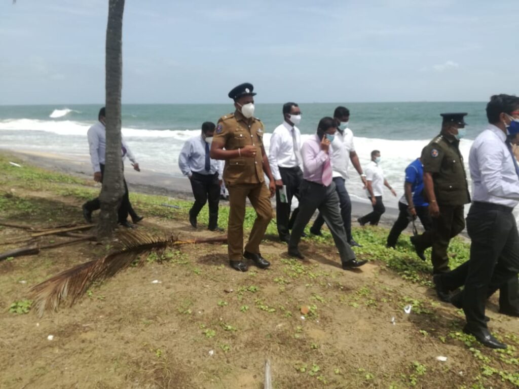 ඇමති නාලකගේ ෆෝටෝ එකක් පුරවැසියෙක්ට ගන්න බැරිද ? 1 IMG 20210609 WA0037