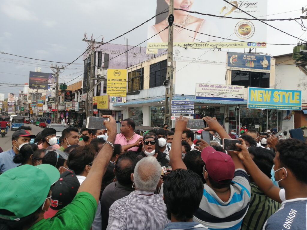 මොළ හතේ අයවැය ප්රෝඩාවට එරෙහිව මිගමුවේ විරෝධතා .... 8 IMG 20211113 164626 1