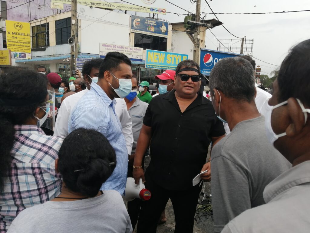 මොළ හතේ අයවැය ප්රෝඩාවට එරෙහිව මිගමුවේ විරෝධතා .... 7 IMG 20211113 165307
