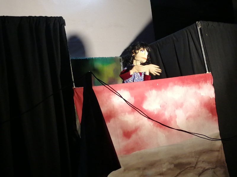 මිගමු අරගල බිමට පැමිණි රූකඩ මිතුරෝ. 2 wp 1656551912264