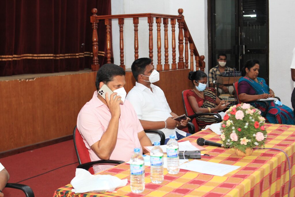 කොරෝනා මැද්දේ මීගමු ධිවරයෝ කබලෙන් ලිපට ! 4 176255384 2928803597443987 8748961624711122056 n