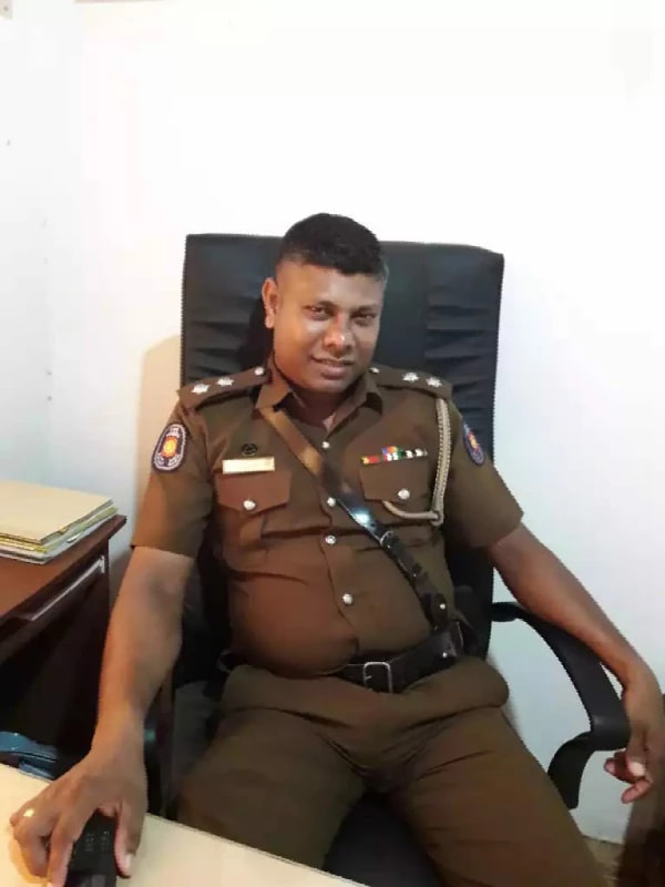 ට්රැෆික් OIC ගජනායක ඔබ පොලිසියට ආඩම්බරයක් ... 1 191208195 2029678087183556 6313388278214215527 n