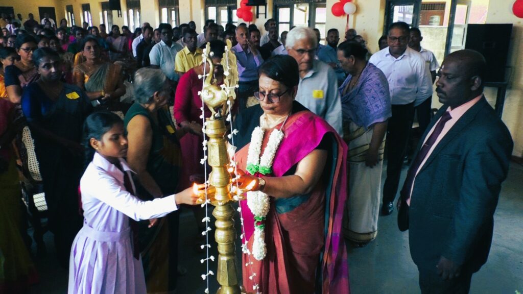 00296.00 02 40 16.Still009 1