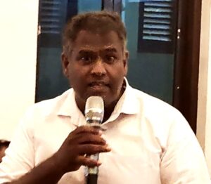 නාගරික මන්ත්‍රී මැක්සි රොද්‍රිගු