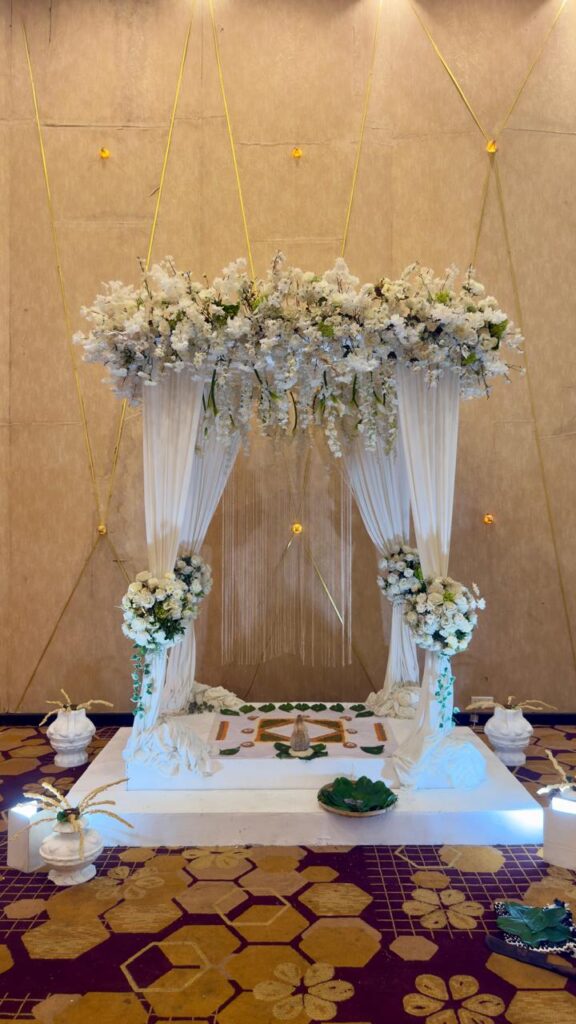 0375bb0e 6f1d 4681 893b bbacac627633