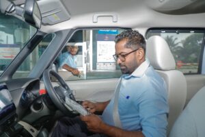 කොළඹ – කටුනායක අධිවේගී මාර්ගයේ ETC සේවාව ලබා ගැනීම තව දුරටත් පහසුකිරීම සහ දැනුවත් කිරීම අද …! 17 FB IMG 1781515406550