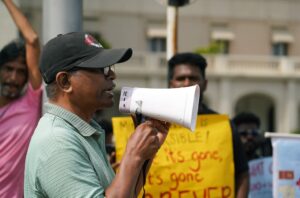නැගෙනහිර වෙරළ තීරයේ යෝජිත බර ඛණිජ වැලි කැණීම් ව්යාපෘතිවලට විරෝධය ! 22 FB IMG 1781830296714