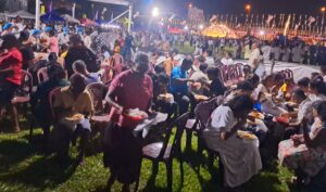 කටුනායක පුරවරය සදහම් සිසිලෙන් ඒකාලෝක කළ “” පූජා “” වෙසක් කලාපය. … 67 IMG 20260602 WA0013