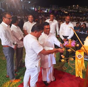 කටුනායක පුරවරය සදහම් සිසිලෙන් ඒකාලෝක කළ “” පූජා “” වෙසක් කලාපය. … 72 IMG 20260602 WA0033