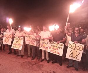 මාලිමා ආණ්ඩුවට එරෙහිව, මීගමුවේ පෝරුතොටෙන්, ගිනිපන්දම් උද්ඝෝෂණයක් 85 IMG 20260607 WA0002