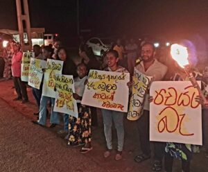 මාලිමා ආණ්ඩුවට එරෙහිව, මීගමුවේ පෝරුතොටෙන්, ගිනිපන්දම් උද්ඝෝෂණයක් 79 IMG 20260607 WA0010