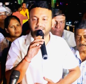 මාලිමා ආණ්ඩුවට එරෙහිව, මීගමුවේ පෝරුතොටෙන්, ගිනිපන්දම් උද්ඝෝෂණයක් 62 IMG 20260607 WA0024
