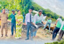 කලපුව පිරිසිදු කිරිමට ඒකාබද්ධ ශ්රමදානයක් !