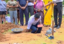 දිට්වා ආපදා තත්ත්වය නිසා පූර්ණ හානි සිදු වූ නිවාස නැවත ගොඩනැගීම ඇරඹේ.